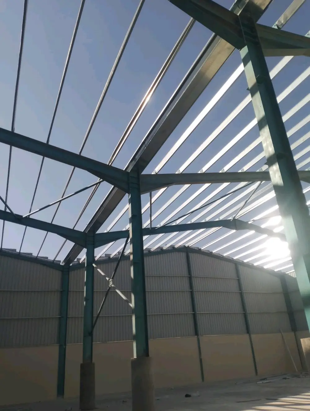 بناء الهناجر و الهياكل المعدنية و المباني الحديدية و المكاتب و الابنية متعددة ال