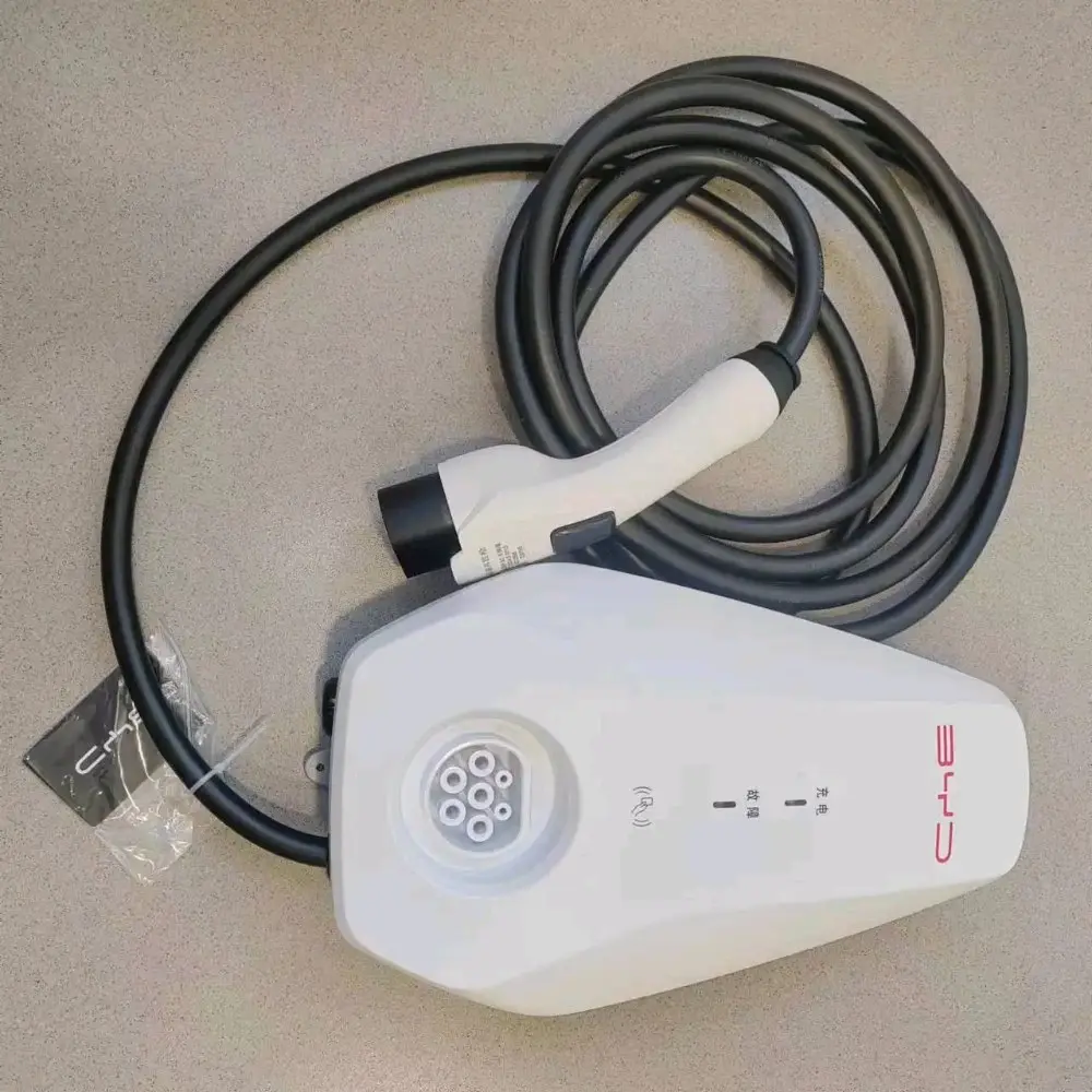 شاحن BYD Song Plus جديد بالكرتونة