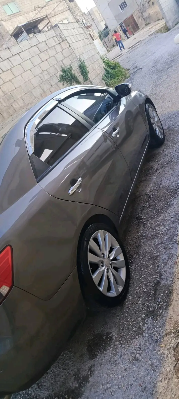 كيا فورتي 2010 اربع بواب