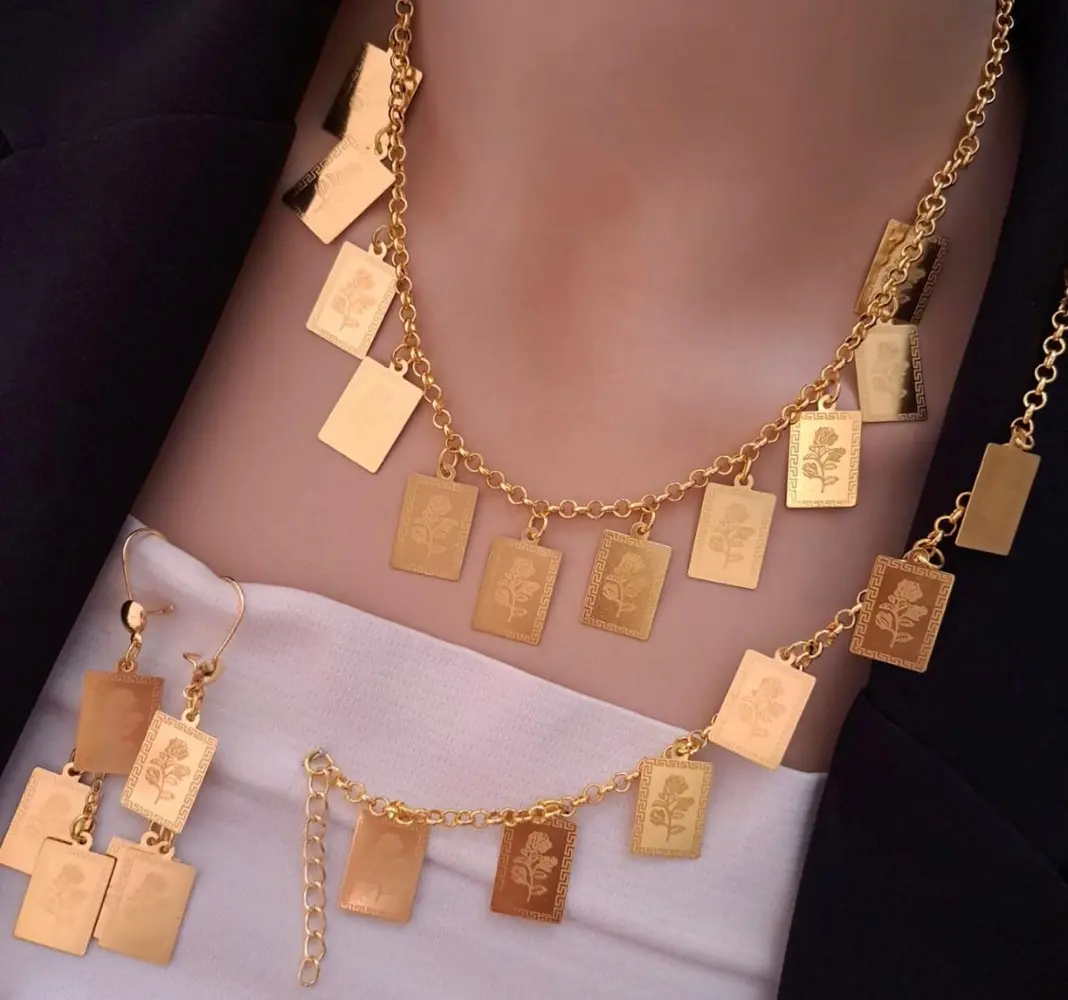 لكي سيدتي طقم ذهب روسي فخم جدا. سنسال مع اسوارة وحلقين وخاتم