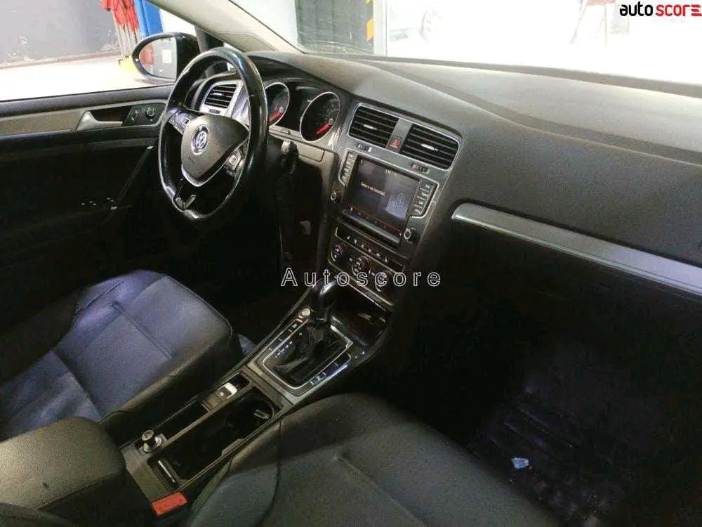 اي جولف 2016 بريميوم الماني للبيع