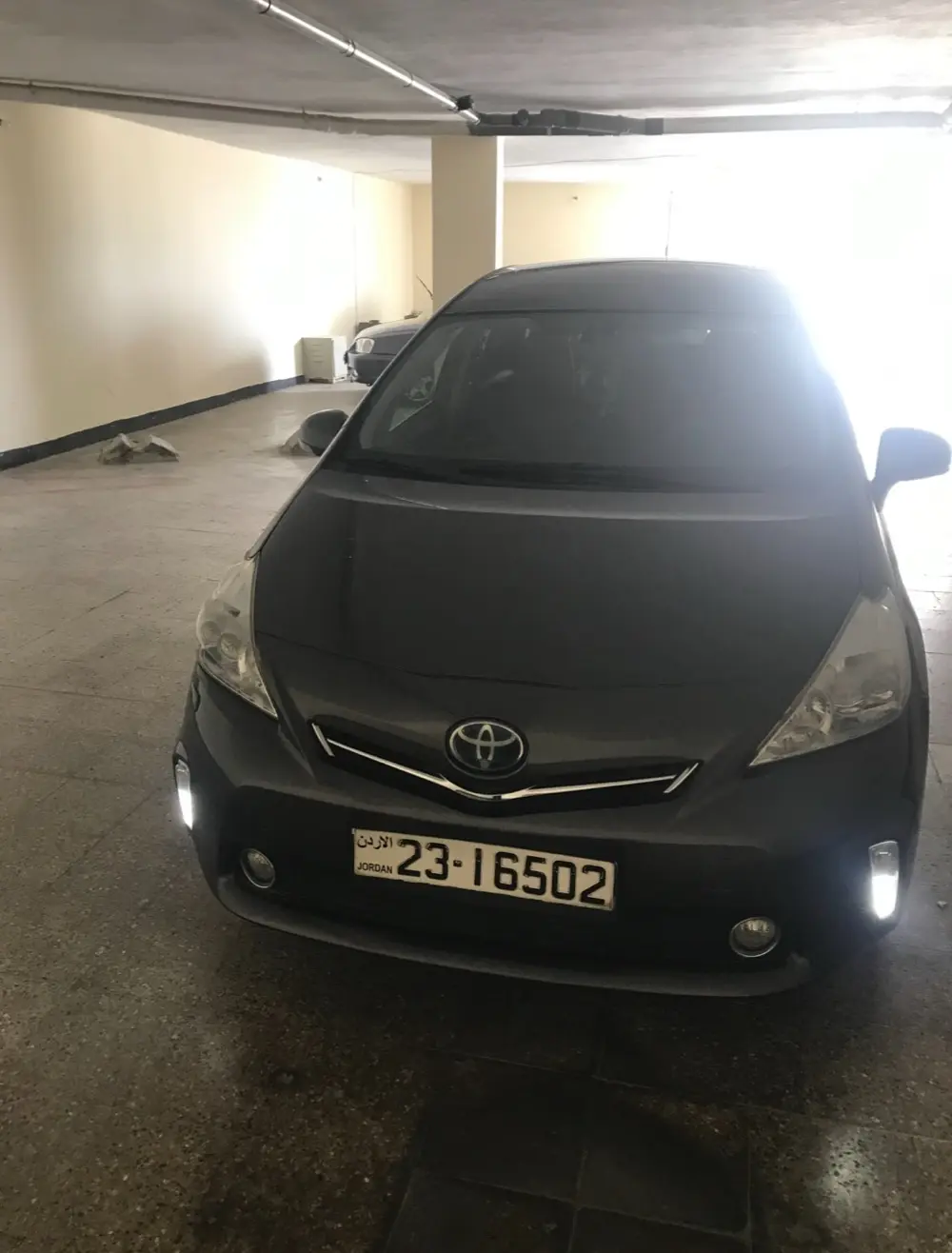 تويوتا بريوس هايبرد للبيع