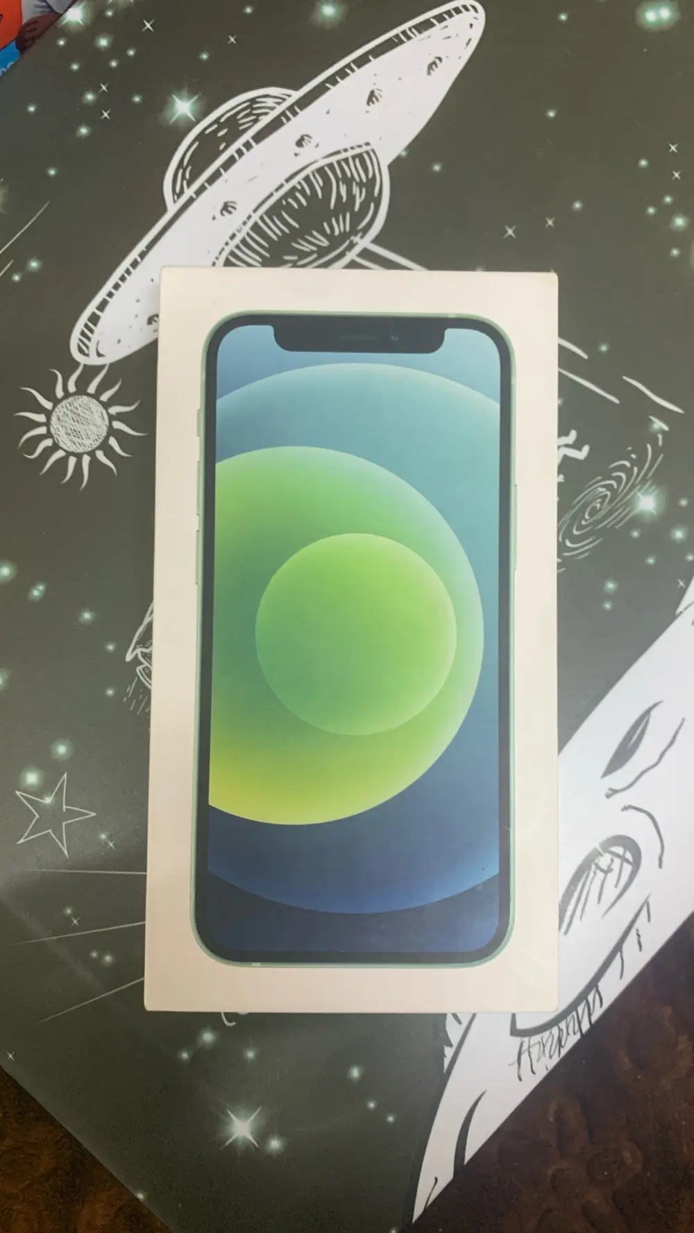 آيفون 12 ميني