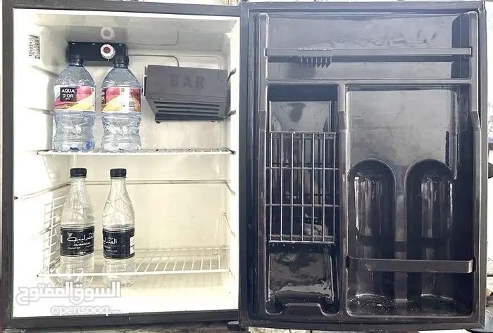 ثلاجات ايطالية ميني بار بحالة ممتازةتصلح للفتادق والمكاتب والمن للبيع بسعر مغري