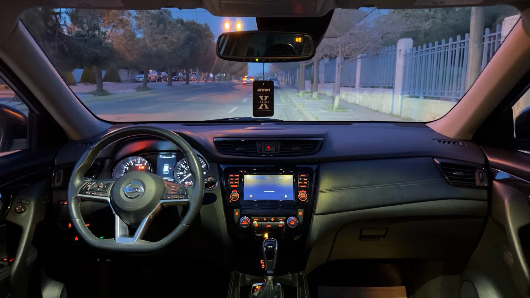 نيسان روج هايبرد 2017 للبيع بسعر مغري جداً !!!