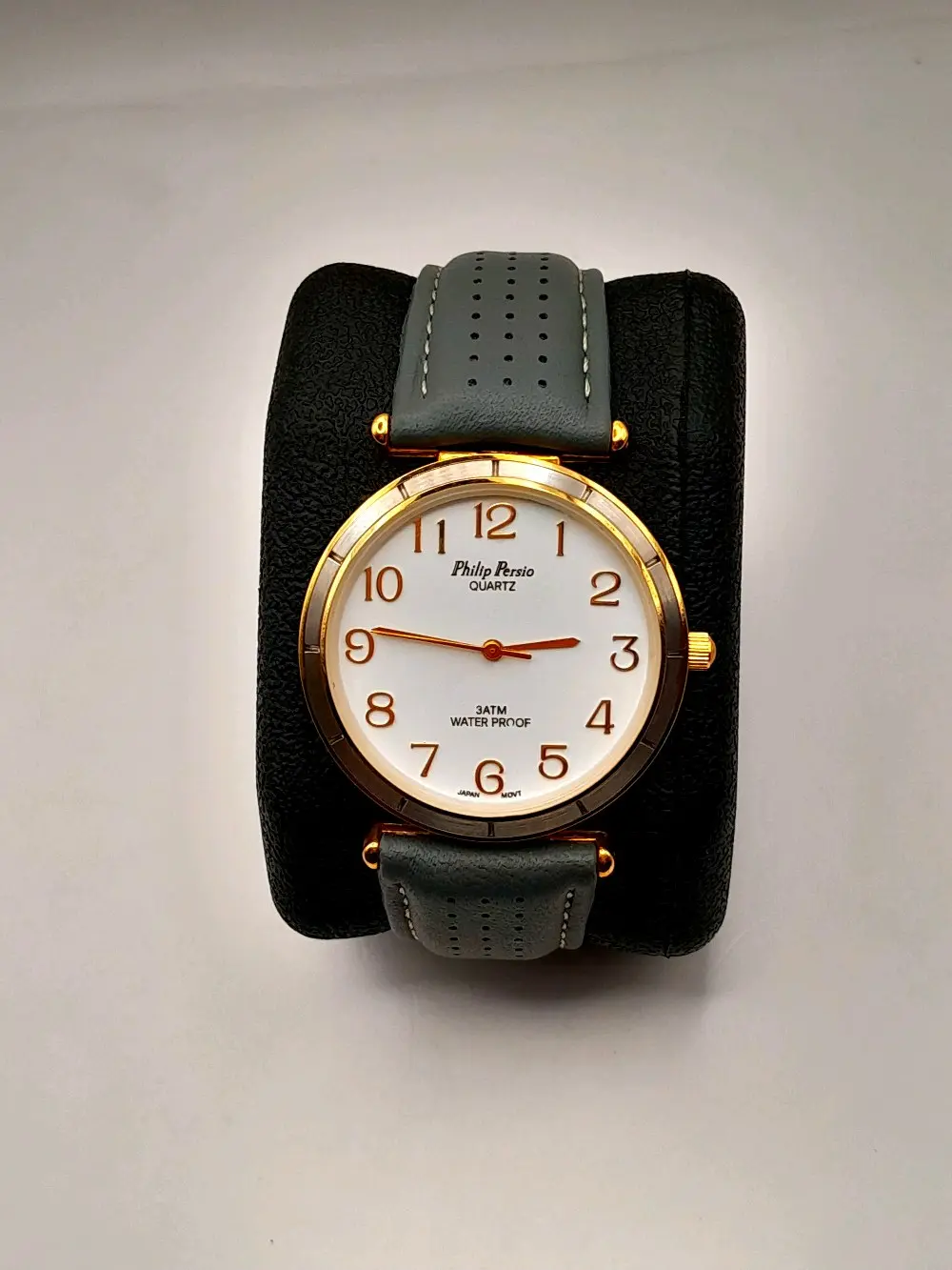 ساعة Philip persio ماكنة سويسري🇨🇭
