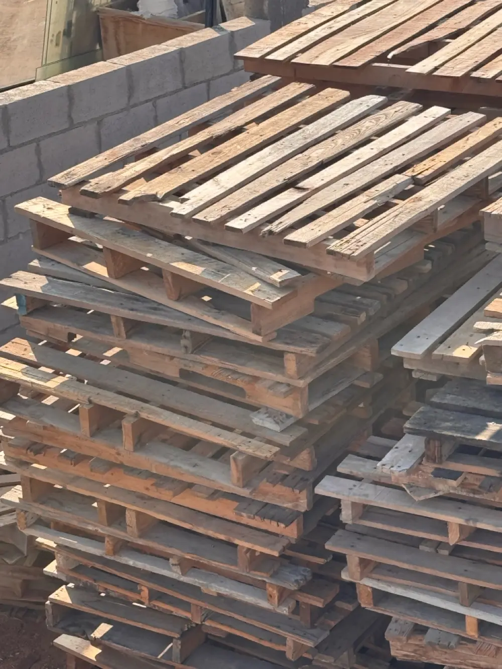 طبالي خشب وبلاستيك جميع الاحجام