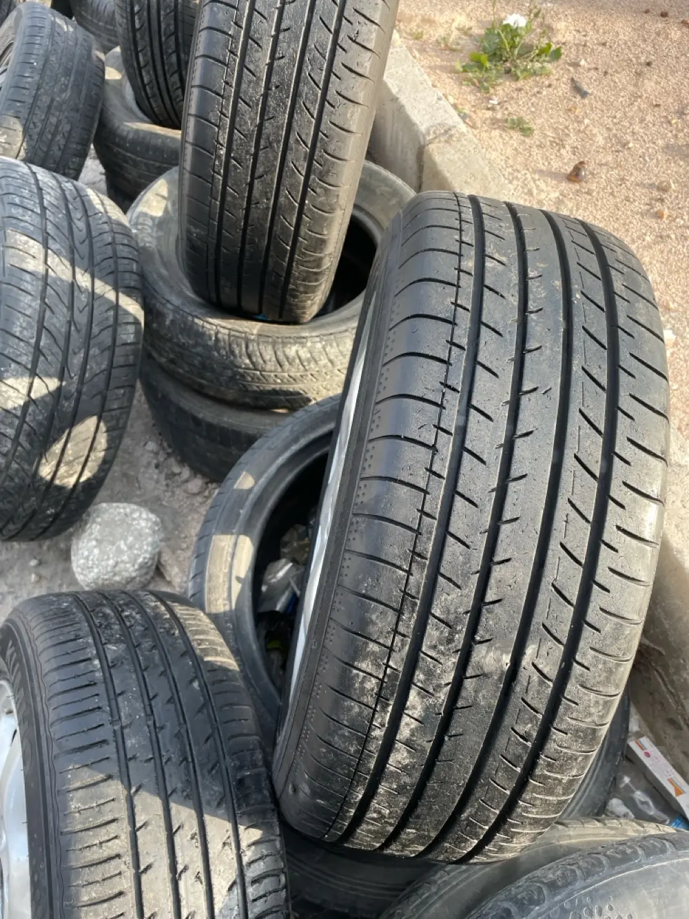 جنط مرسيدس C200للبيع