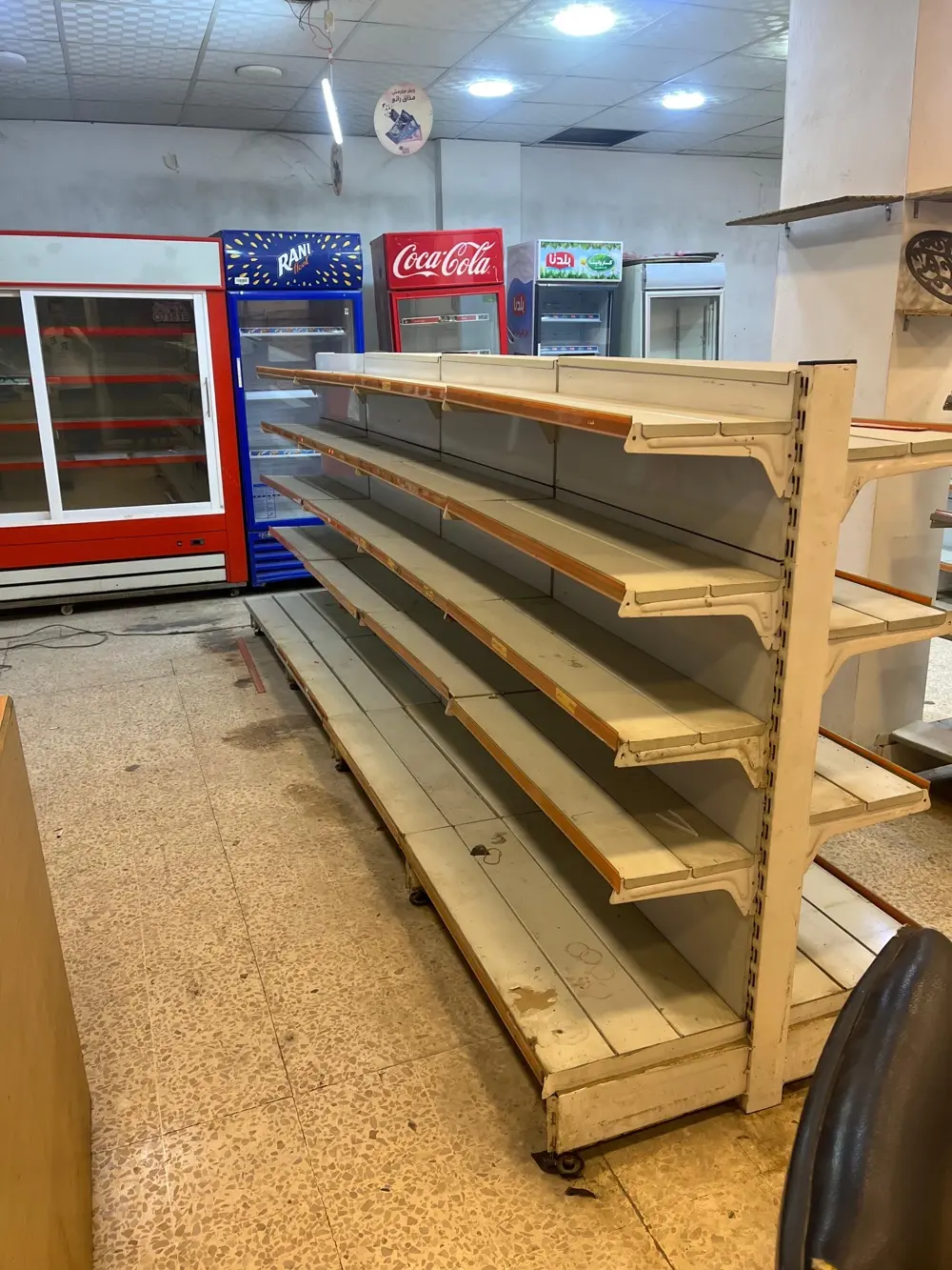 ديكور سوبرماركت للبيع