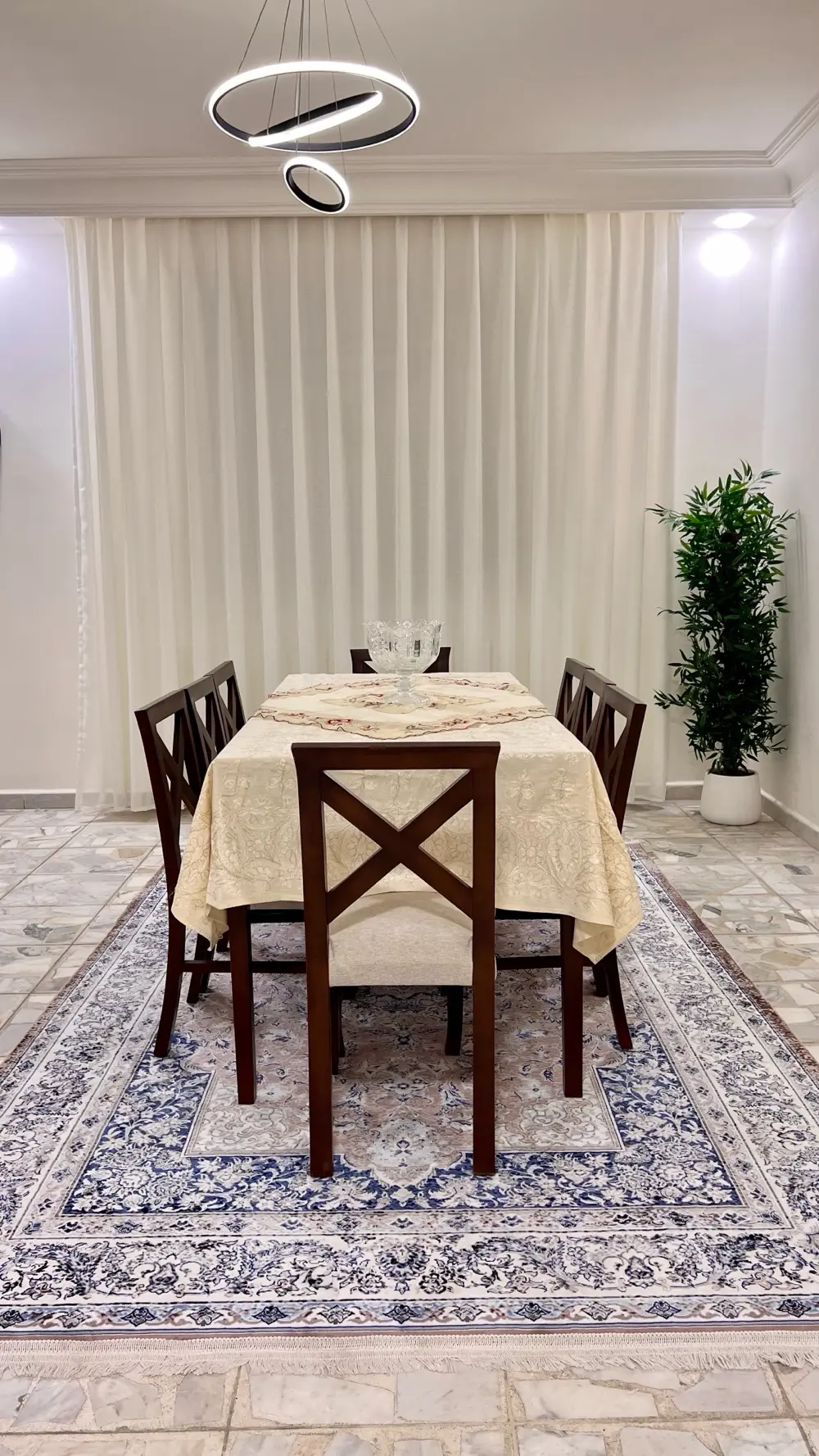 شقة مفروشة فاخرة للإيجار