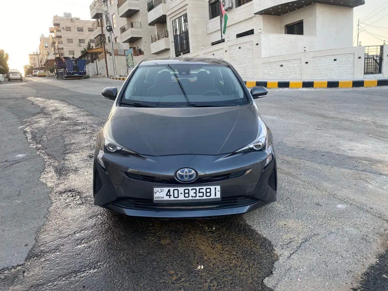 تويوتا بريوس ٢٠١٧