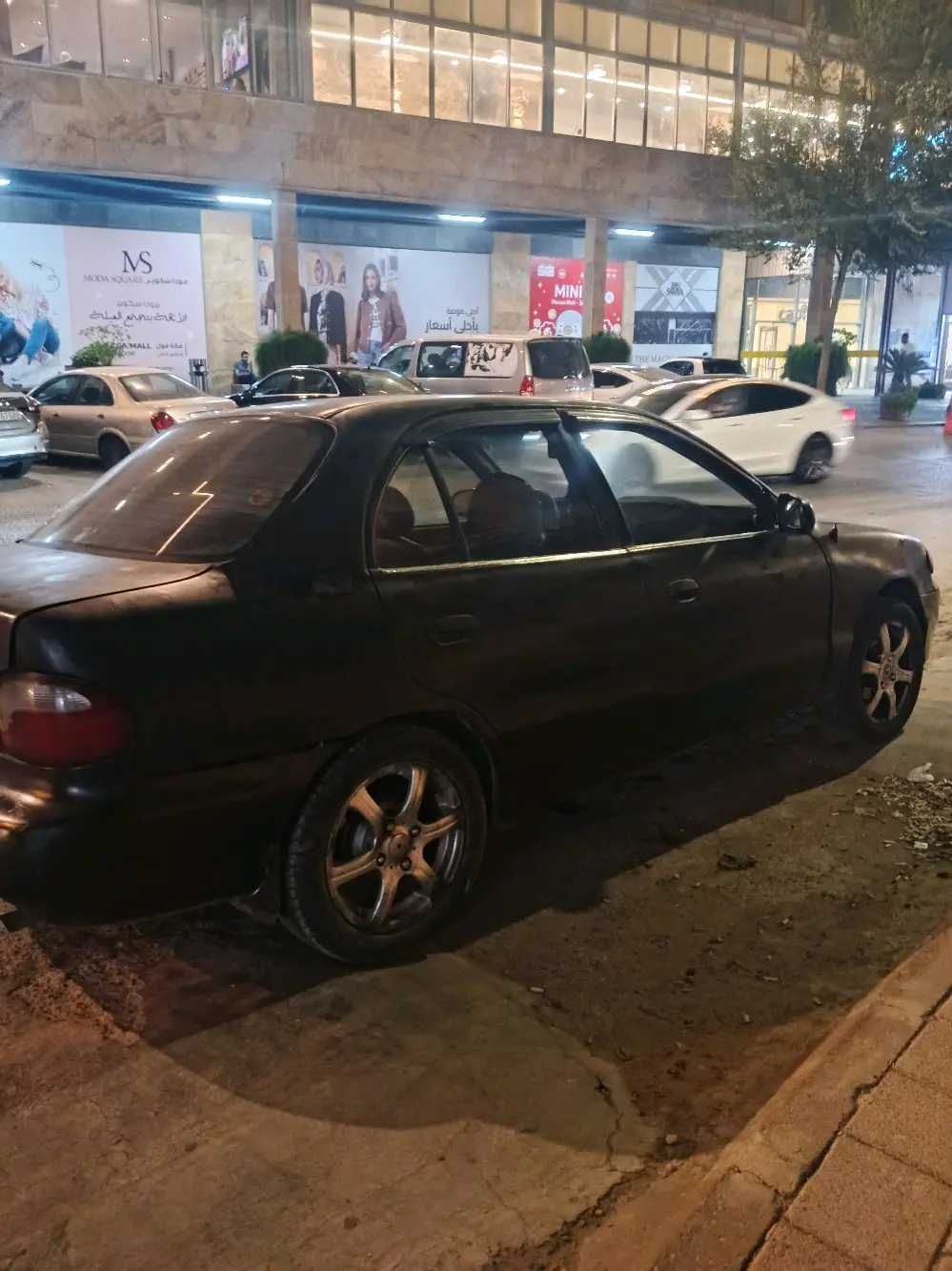 سيارة هونداي اكسنت موديل ٩٩ بحالة جيدة جدا غير مرخصة