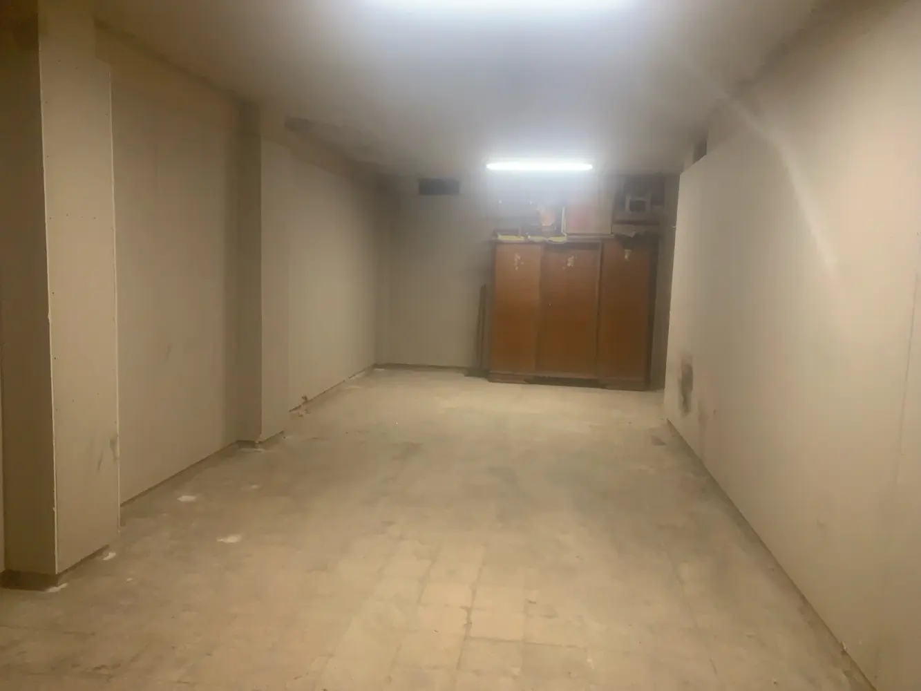 مخزن للايجار