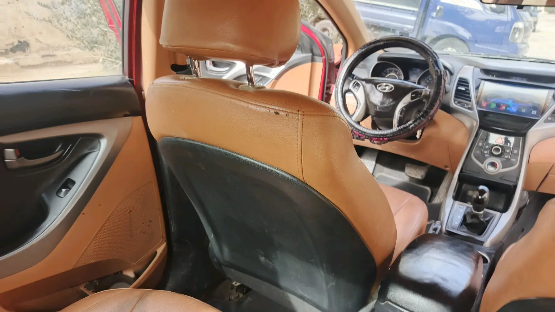 هيونداي النترا 2015