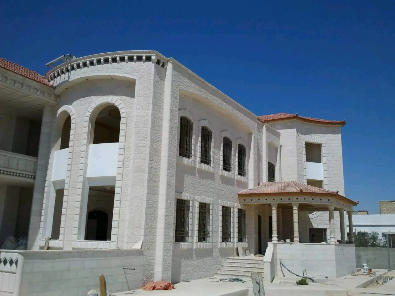 مقاولات المغير