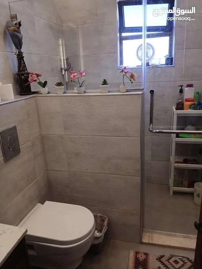 شقة ارضيه سوبر ديلوكس على مستوى الشارع في ارقى احياء الكماليه