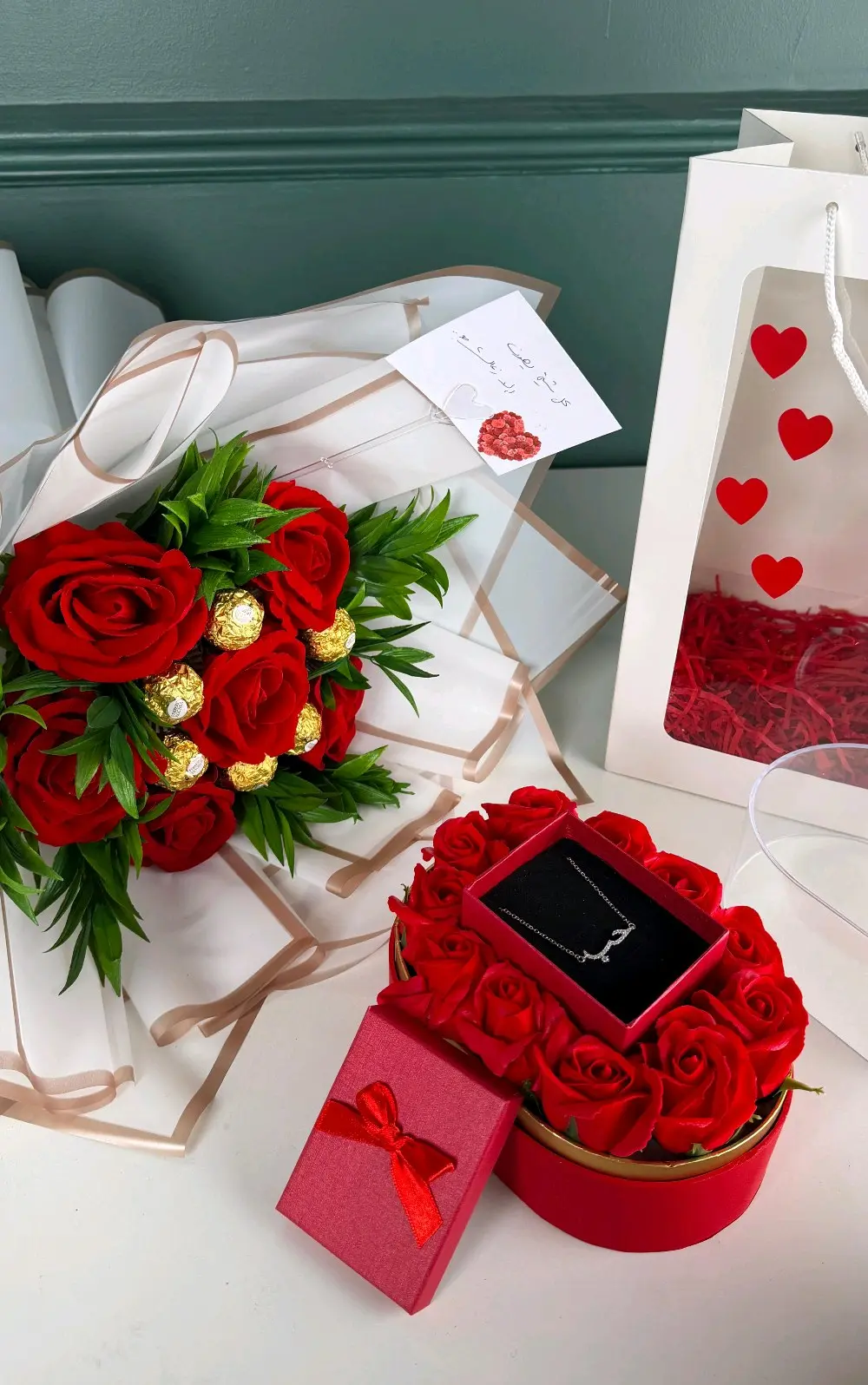 بكج ورد و اكسسوار