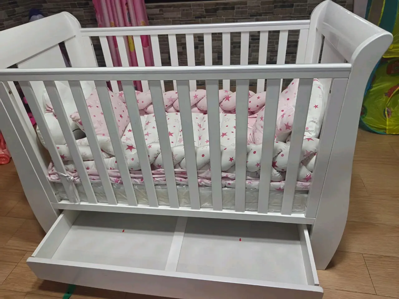 تحت اطفال من عمر سنة ولغاية 5 سنوات