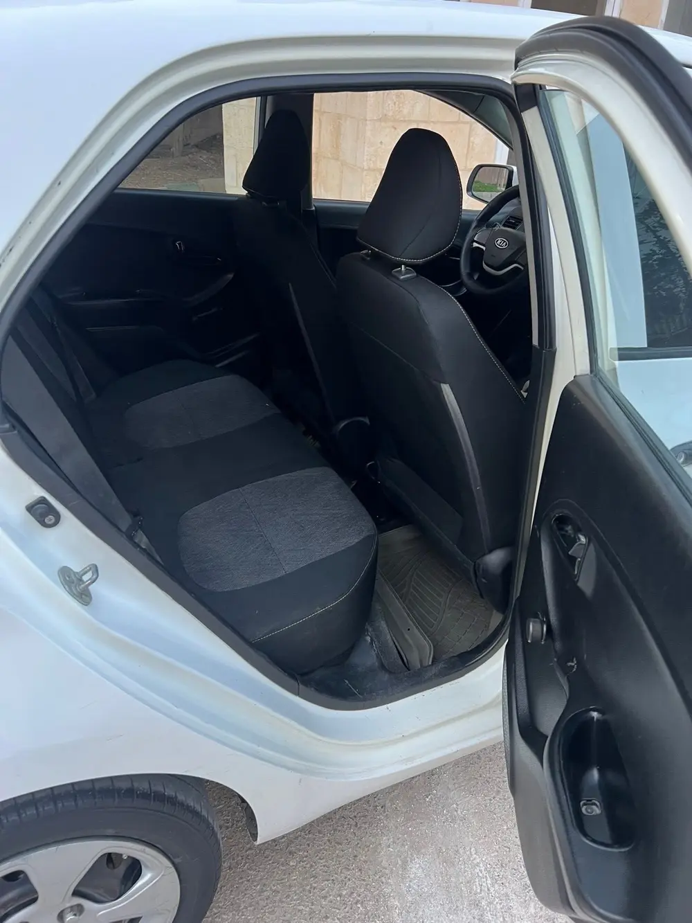 كيا بيكانتو 2013