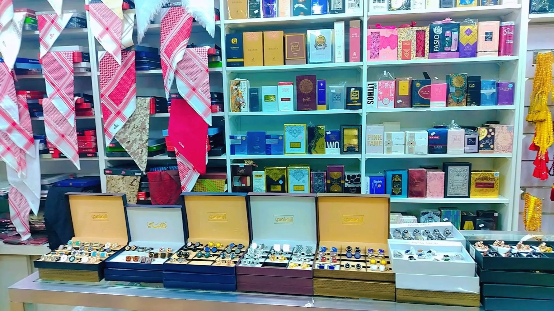 الزيادي للبضائع الخليجية