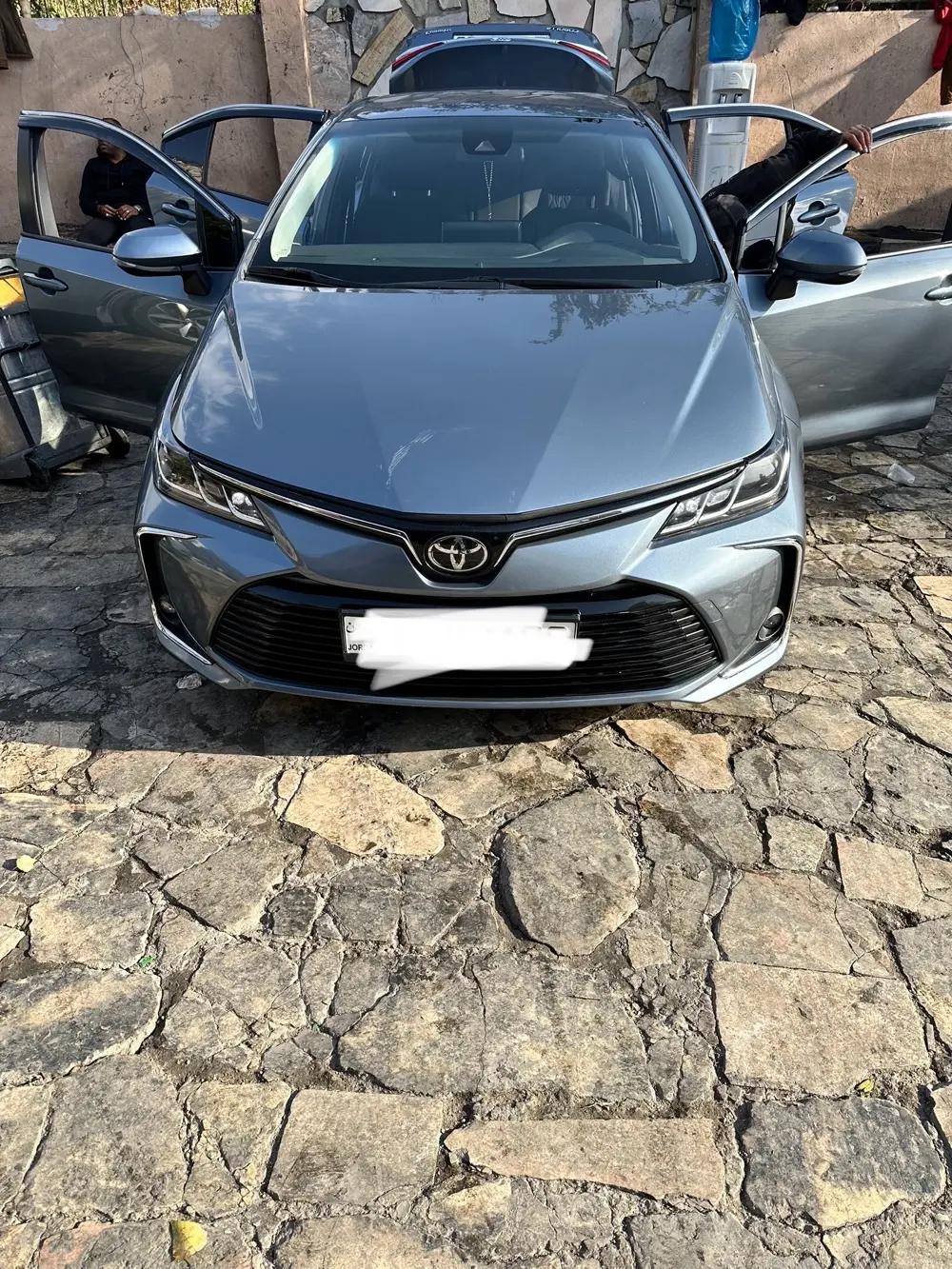 كورولا هايبرد بسعر حرق ١٢٥٠٠