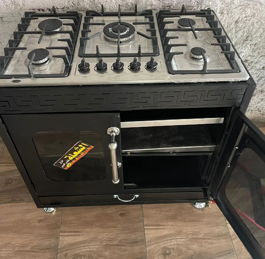 غاز مع فرن  العرض بدل 330ر 240 دينار شامل التوصيل التواصل واتس  078710439