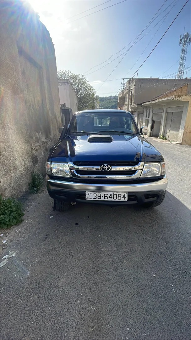 تويوتا هايلكس