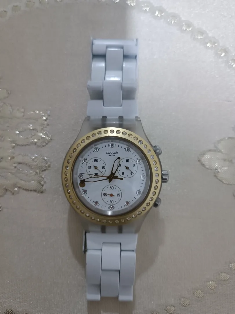 ساعه سواتش ستاتي