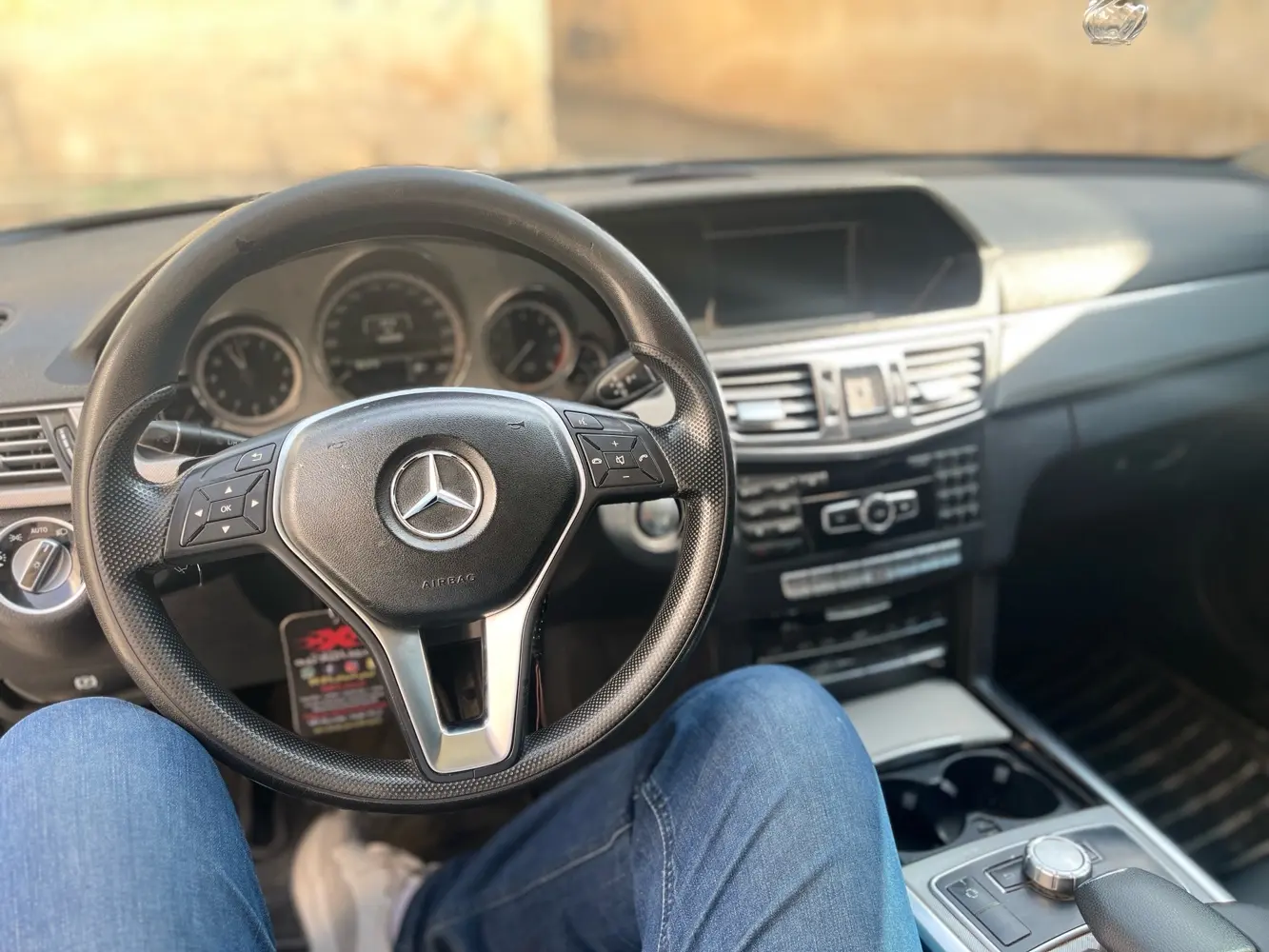 مرسيدس E2002013