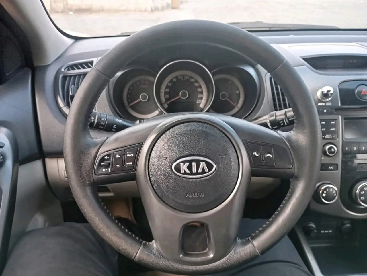 كيا فورتي 2010