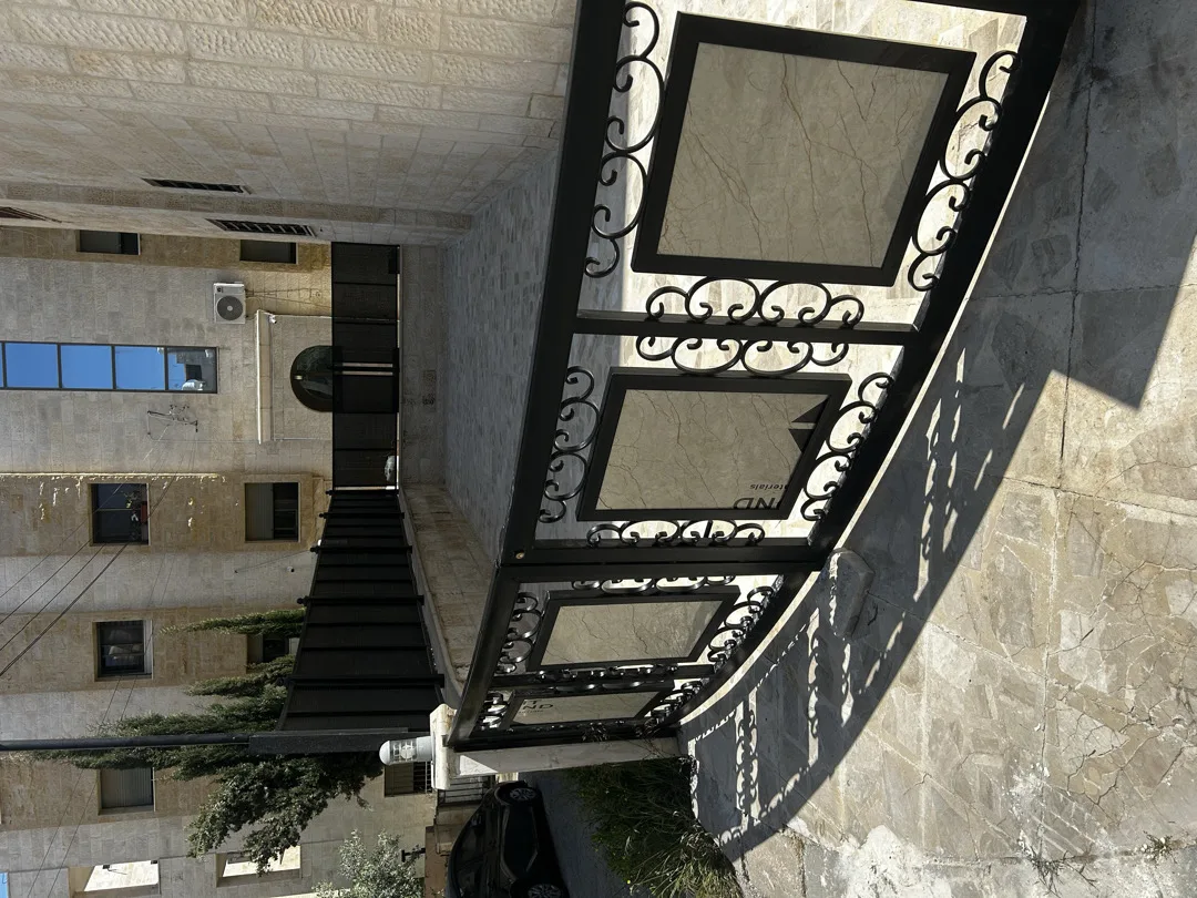 gallery 5
