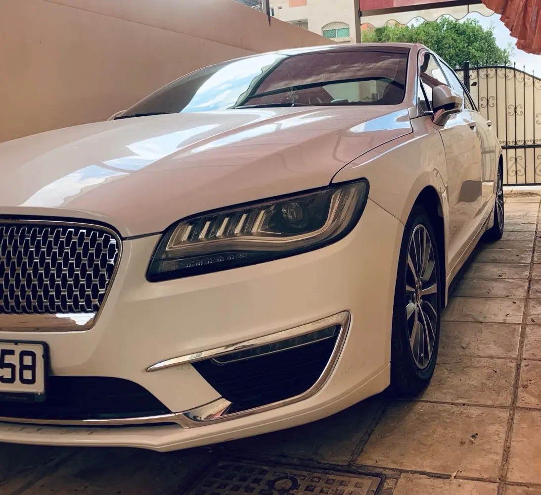Lincoln MKZ Hybrid 2019 مميزة جدا  للبيع