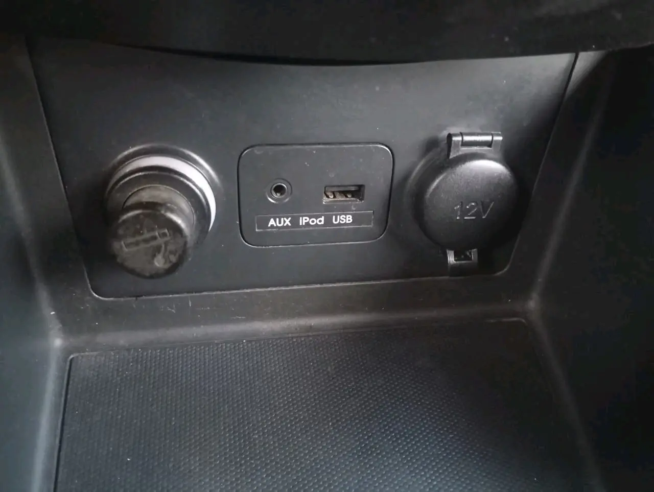 كيا فورتي 2010