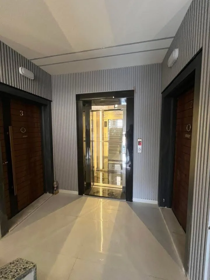 gallery 7