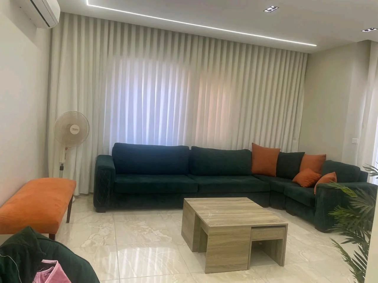 طقم كورنر لون زيتي و مشمشي
