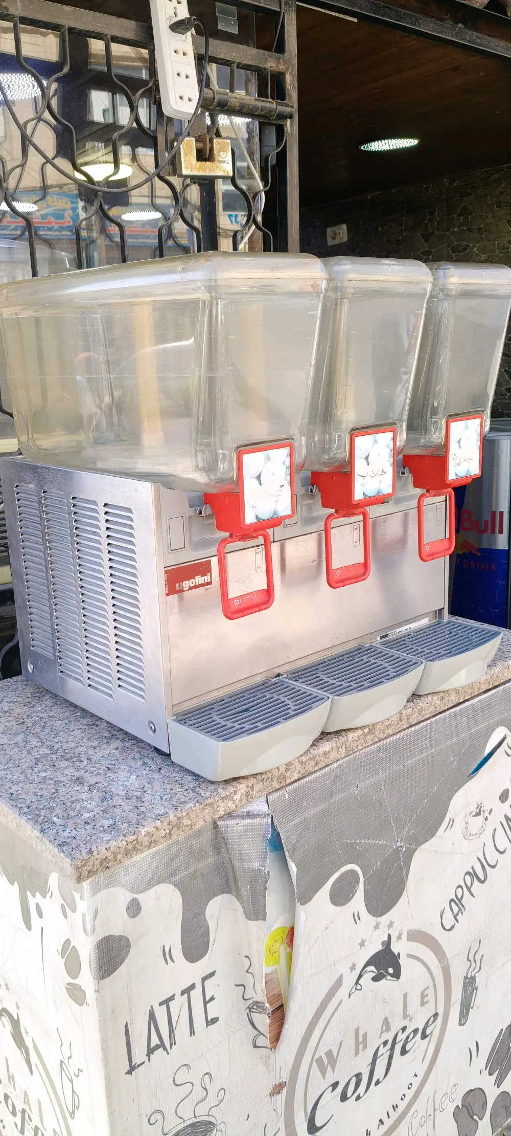 ماكينة قصب سكر + ماكينة عصير تبريد + عصارة جزر + عصارة رمان