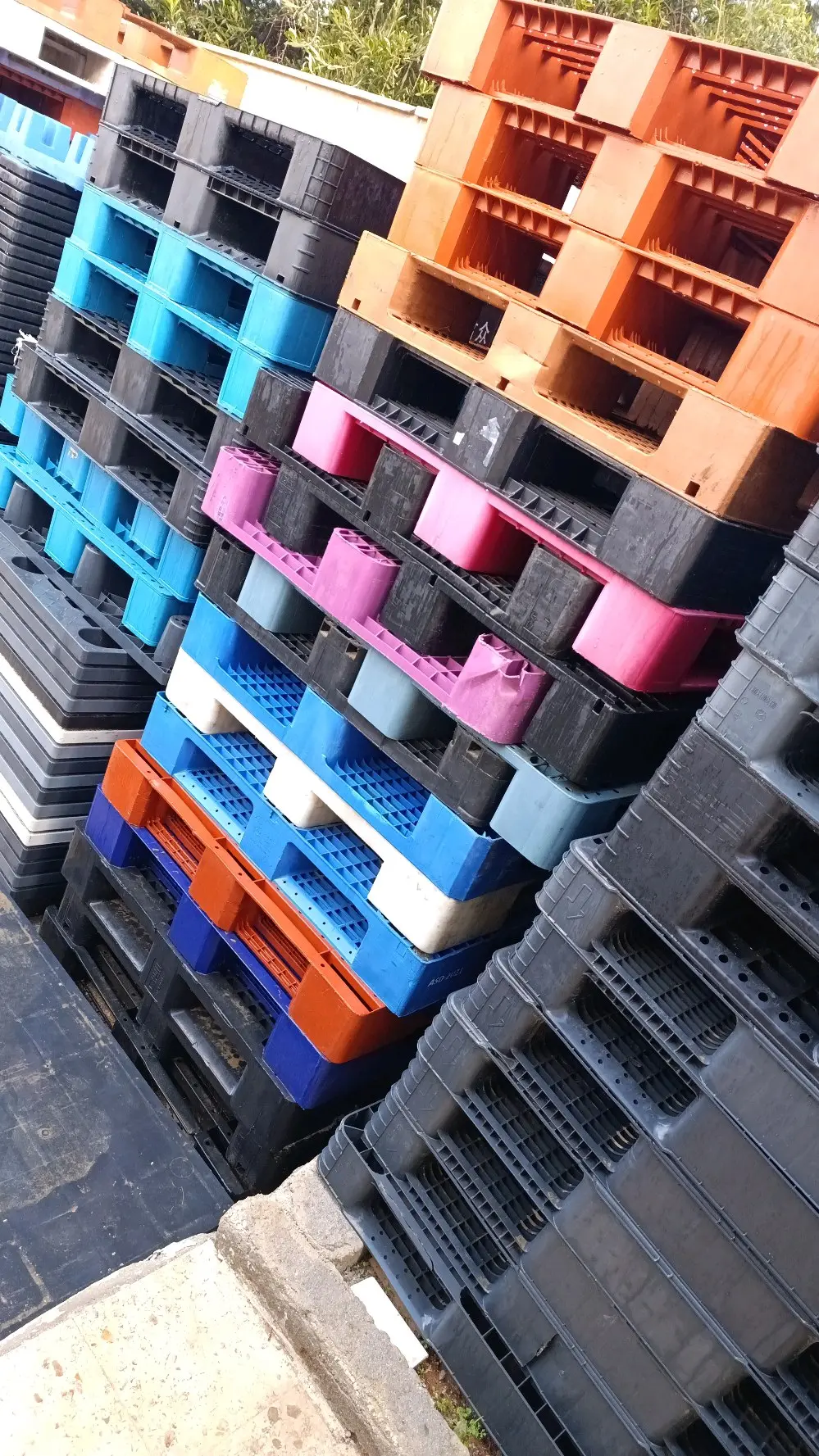 طبالي بلاستيك جديد ومستعمل