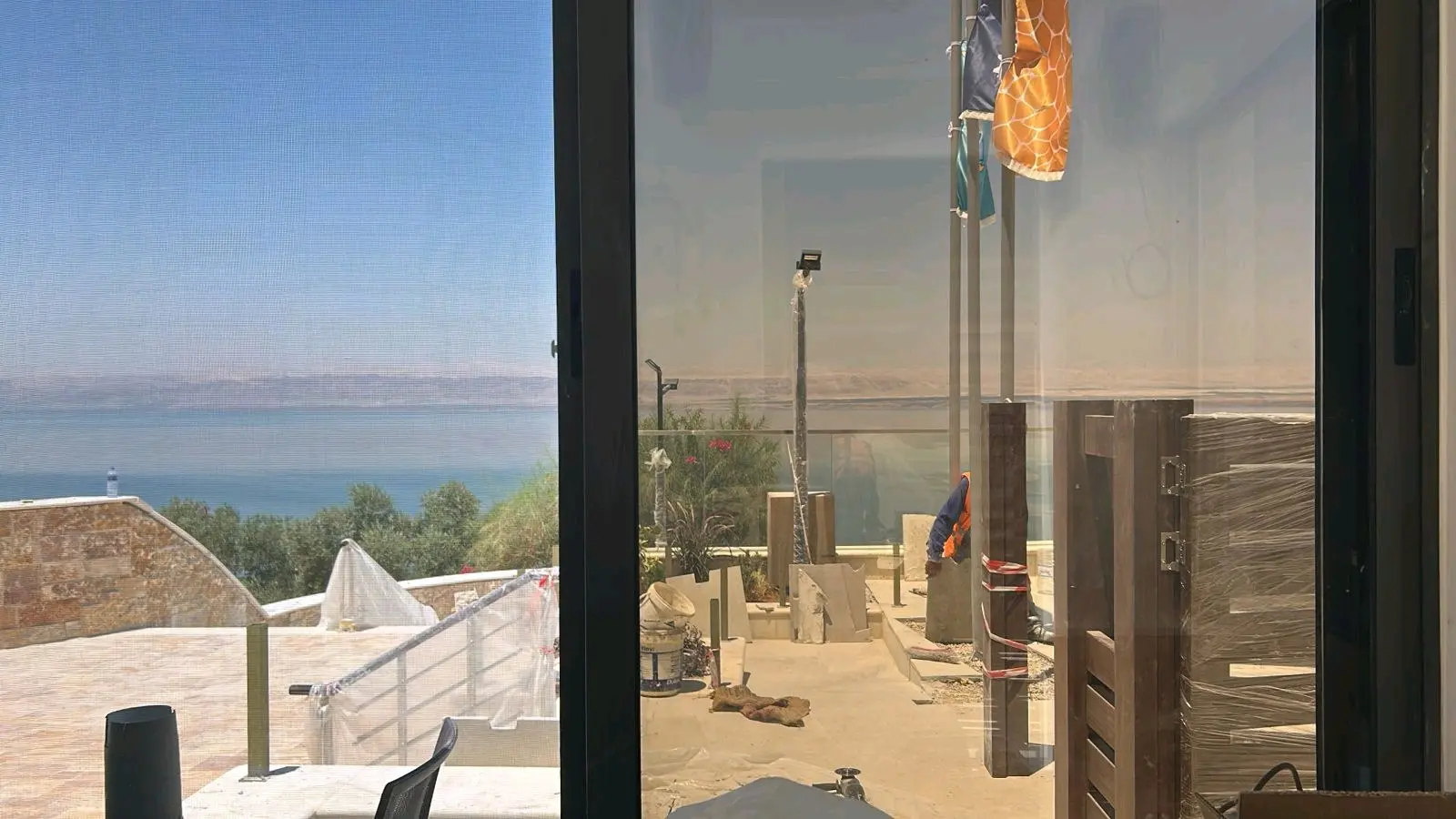 للزجاج.( حماية و ديكور و عاكس تضليل )