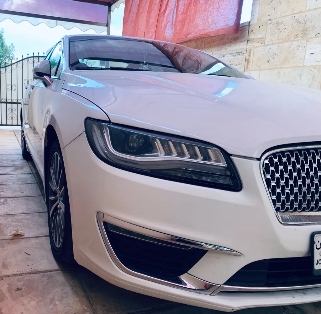 Lincoln MKZ Hybrid 2019 مميزة جدا  للبيع