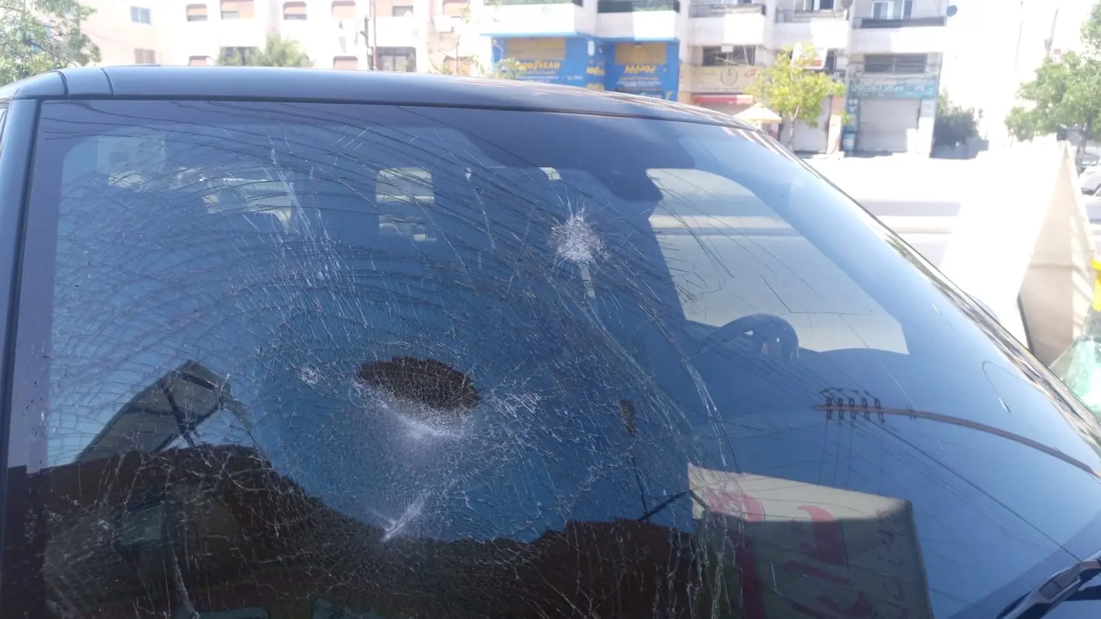 زجاج سيارات