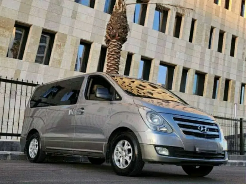 باصات حديثه 8 ركاب vip للرحلات