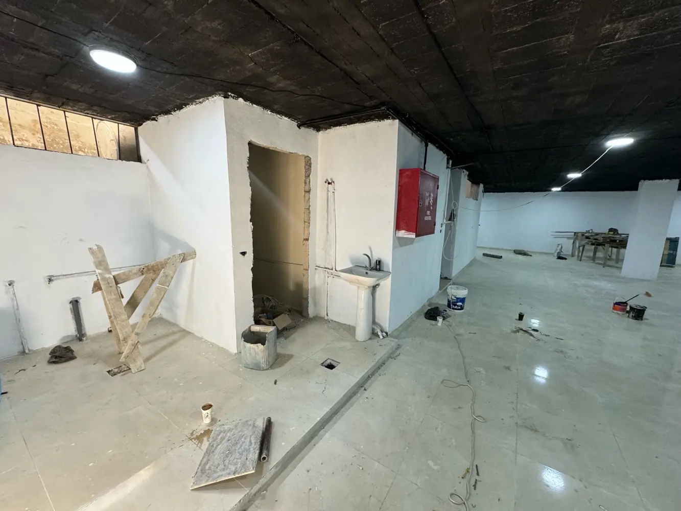 تسوية مساحة 400 متر مفتوحة /  شارع اربد الحصن الرئيسي