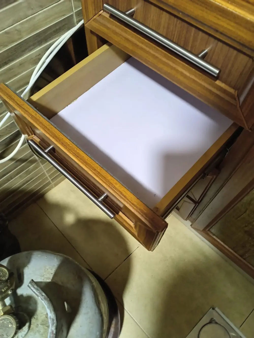 مطبخ المنيم للبيع