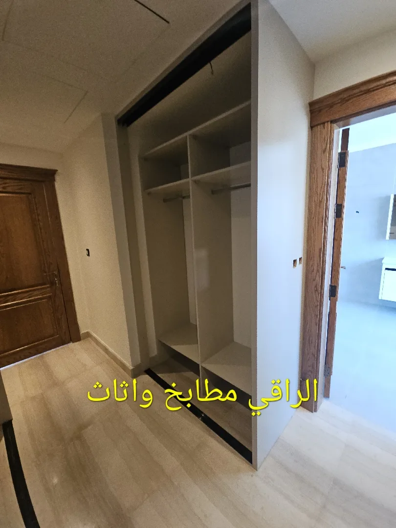 gallery 6