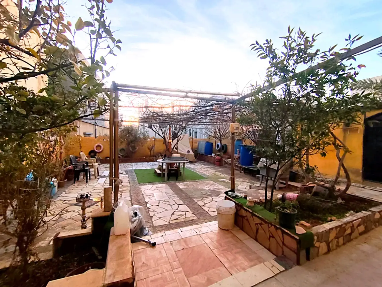 بيت للبيع الزرقاء