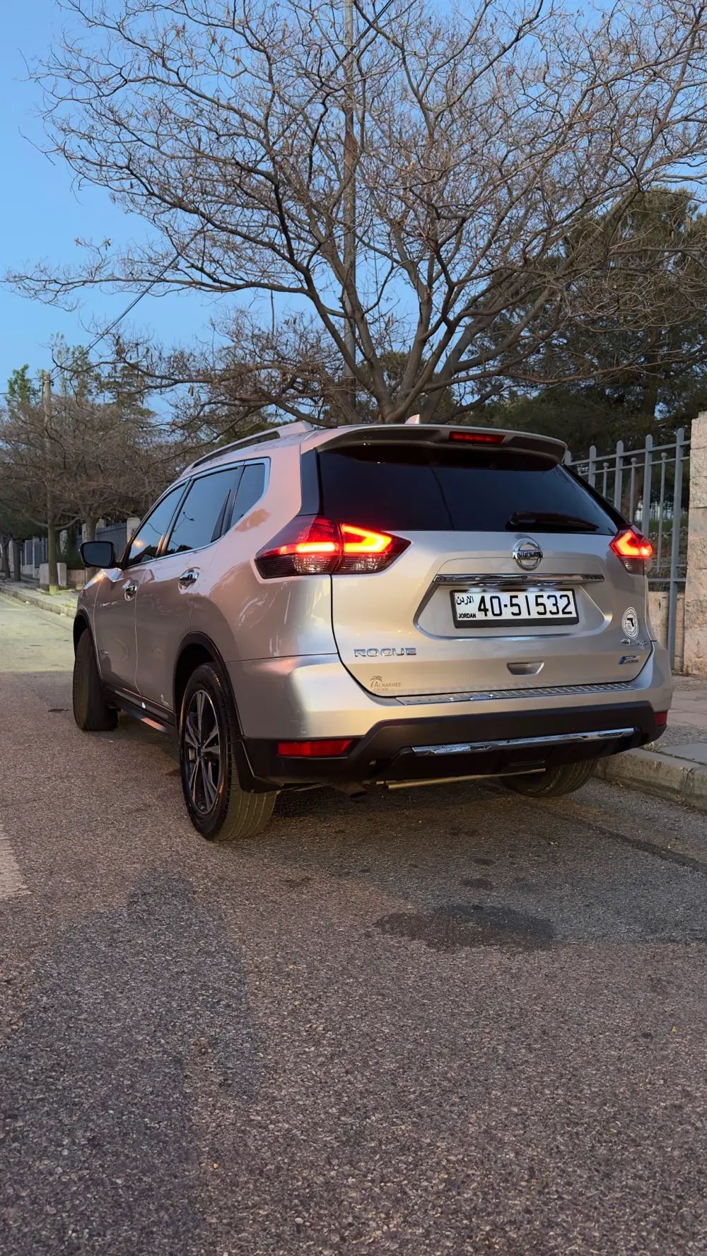 نيسان روج هايبرد 2017 للبيع بسعر مغري جداً !!!