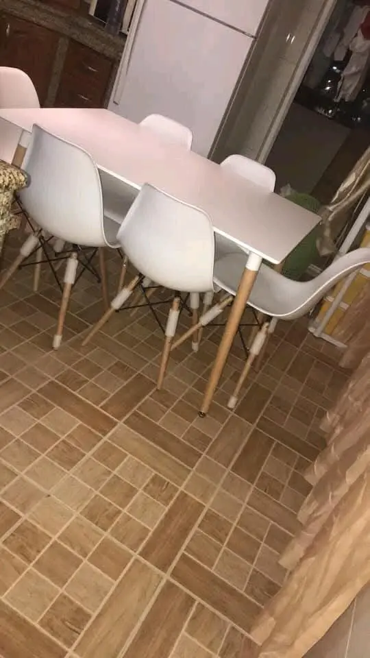 طاوله طعام ١٢٠ سم