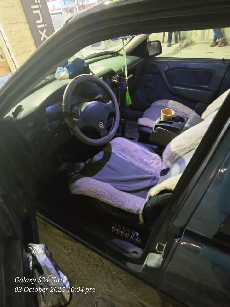 اوبل فيكترا للبيع