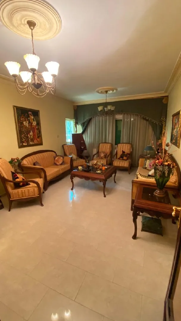 gallery 8
