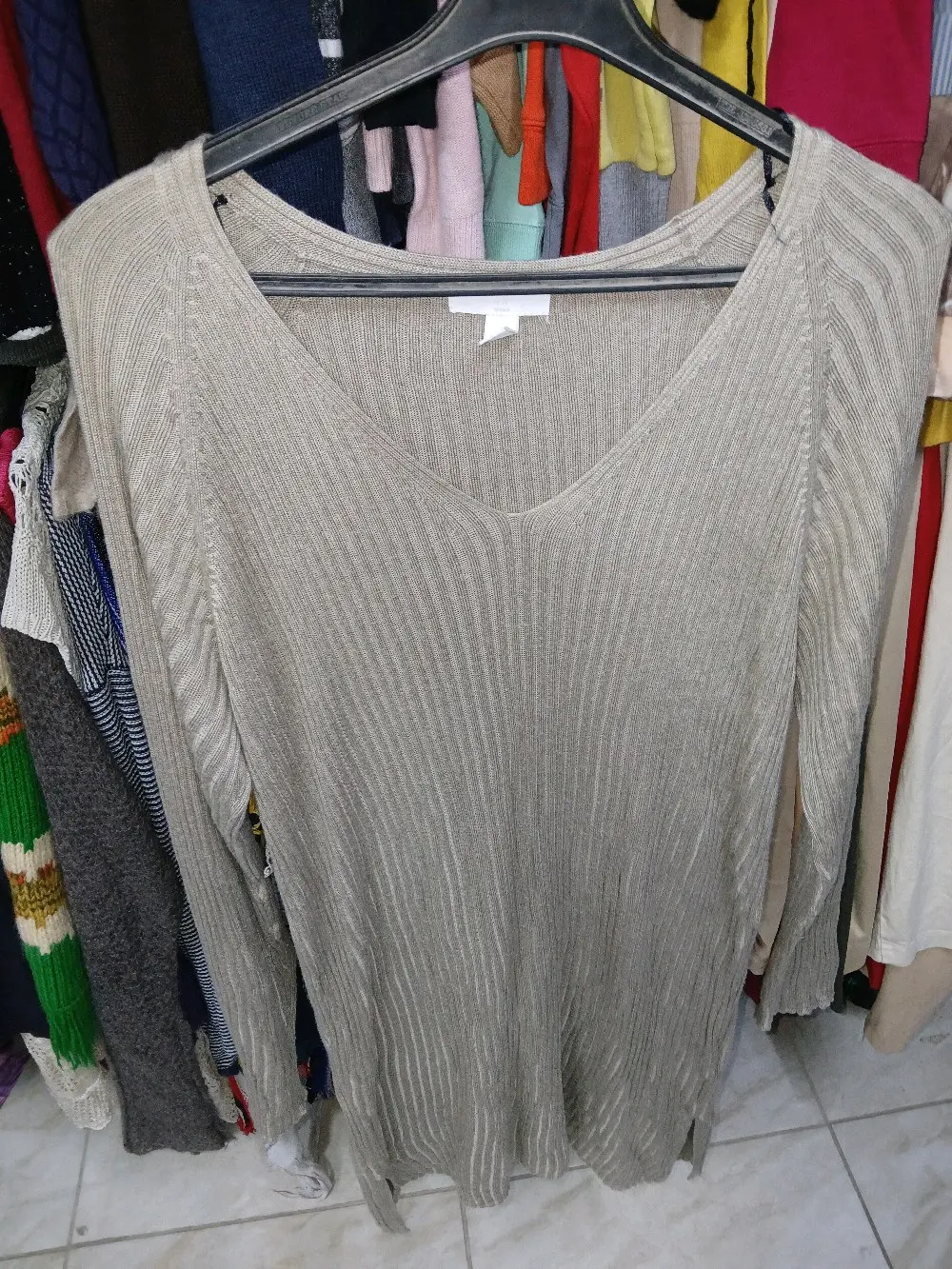 شروة ملابس اوروبية شتوية ستاتي واطفال 1000 قطعه بسعر مغري جدا